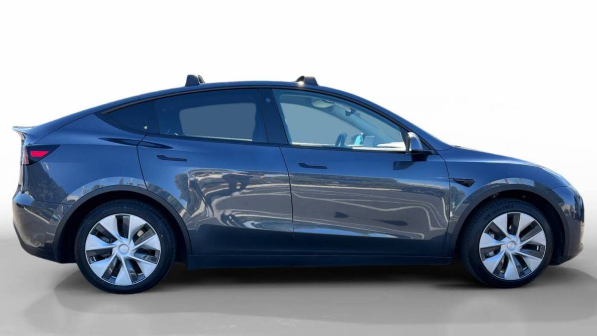 2021 Tesla Model Y 5YJYGDEE1MF149521