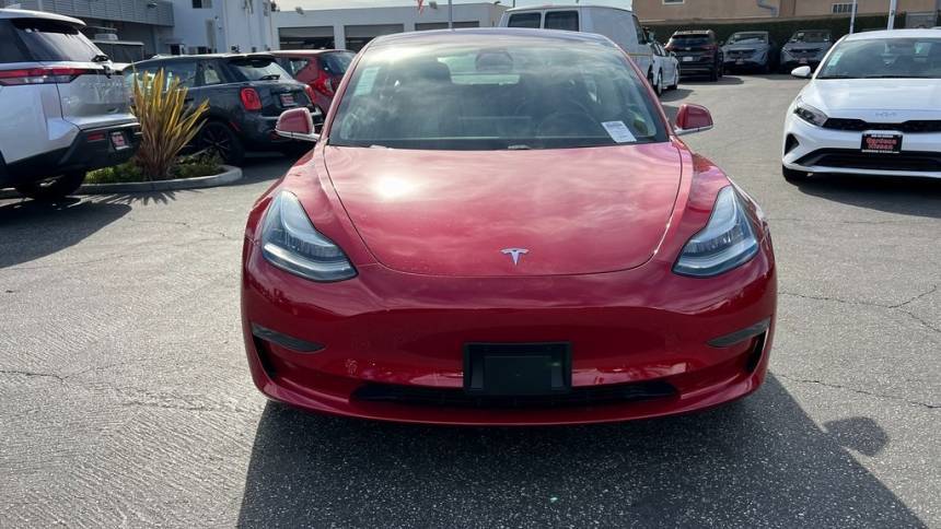 2018 Tesla Model 3 5YJ3E1EA3JF062744