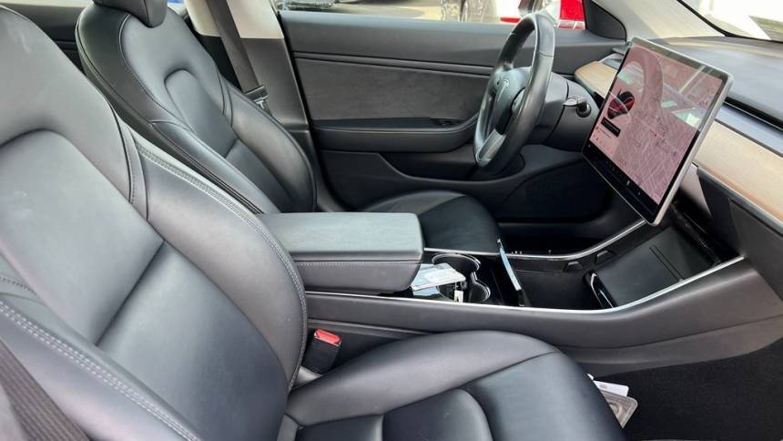 2018 Tesla Model 3 5YJ3E1EA3JF062744