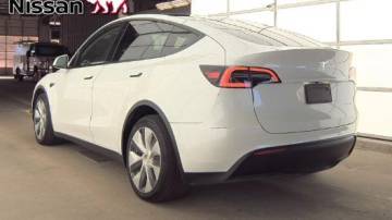 2021 Tesla Model Y 5YJYGDEEXMF246460