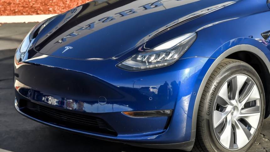 2021 Tesla Model Y 5YJYGDEE0MF142169