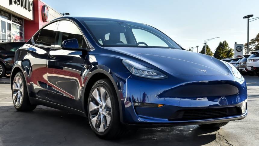 2021 Tesla Model Y 5YJYGDEE0MF142169