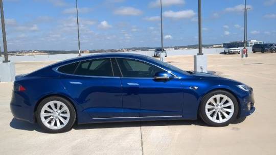 2017 Tesla Model S 5YJSA1E12HF215325