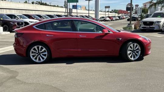 2018 Tesla Model 3 5YJ3E1EB6JF135176