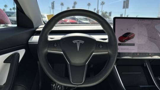 2018 Tesla Model 3 5YJ3E1EB6JF135176