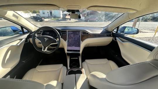 2017 Tesla Model S 5YJSA1E19HF218285