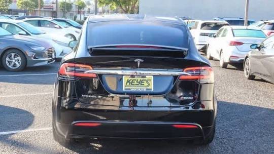 2018 Tesla Model X 5YJXCBE40JF128089