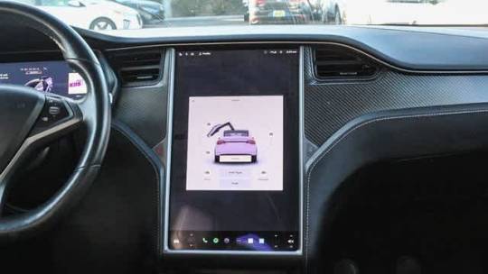 2018 Tesla Model X 5YJXCBE40JF128089