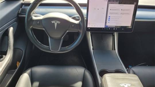 2019 Tesla Model 3 5YJ3E1EB2KF433015