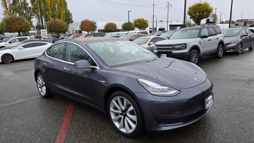 2018 Tesla Model 3 5YJ3E1EB2JF132470