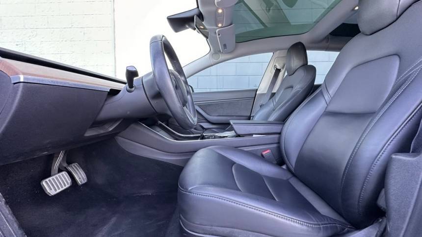 2019 Tesla Model 3 5YJ3E1EB6KF211433