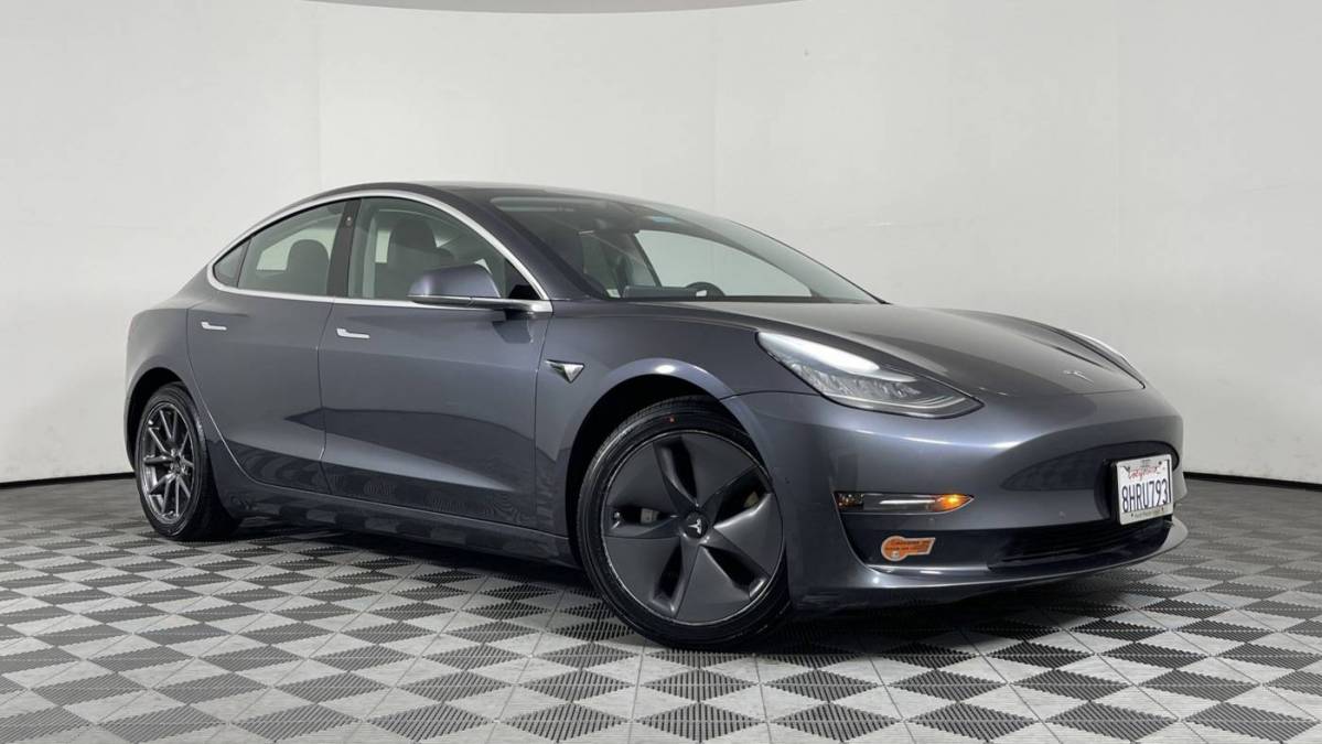 2018 Tesla Model 3 5YJ3E1EB7JF144789