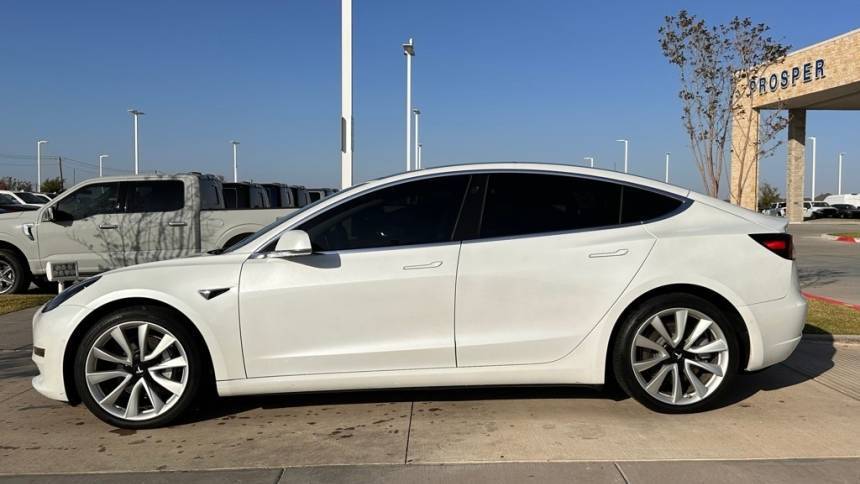 2019 Tesla Model 3 5YJ3E1EB6KF211433