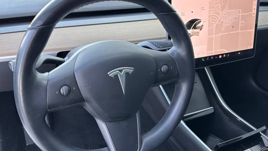 2019 Tesla Model 3 5YJ3E1EB6KF211433