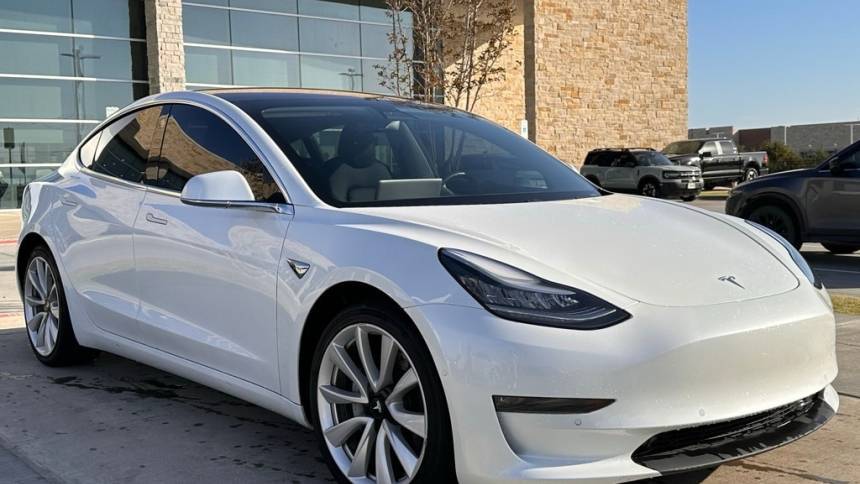 2019 Tesla Model 3 5YJ3E1EB6KF211433