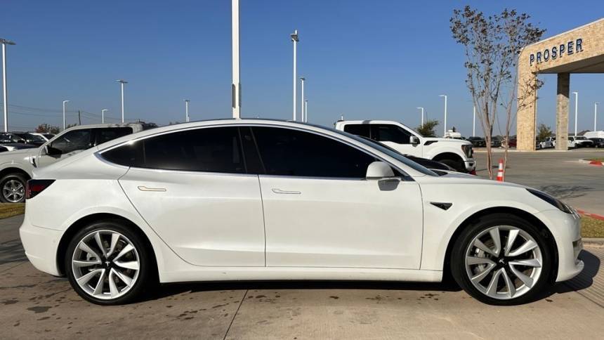 2019 Tesla Model 3 5YJ3E1EB6KF211433