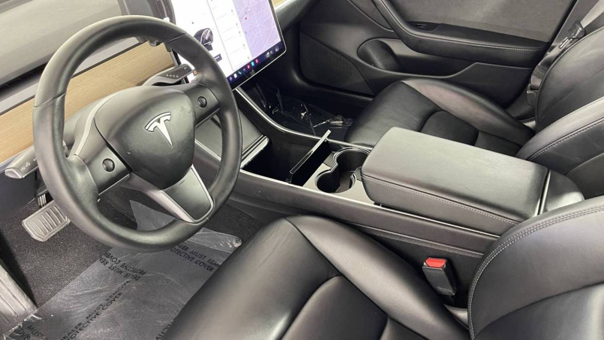 2019 Tesla Model 3 5YJ3E1EAXKF321490