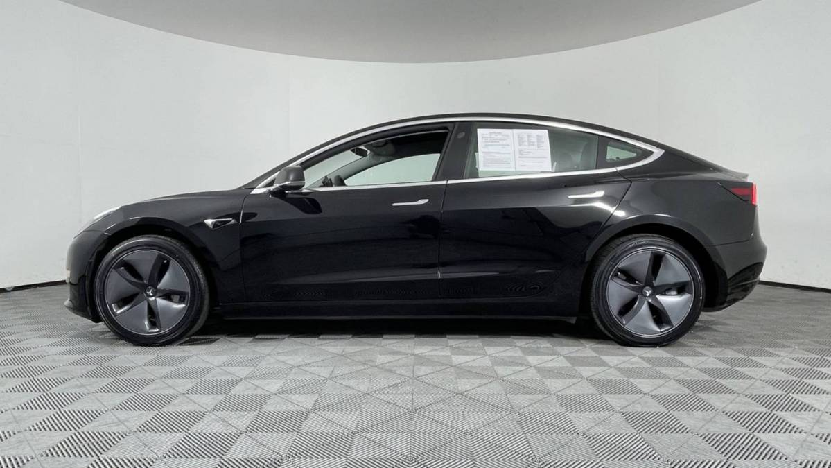 2019 Tesla Model 3 5YJ3E1EAXKF321490