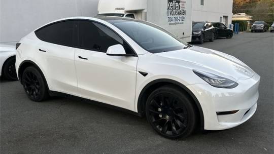 2021 Tesla Model Y 5YJYGDEE5MF304541