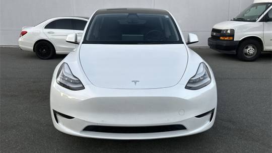 2021 Tesla Model Y 5YJYGDEE5MF304541