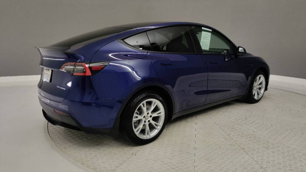 2020 Tesla Model Y 5YJYGDEE7LF057912