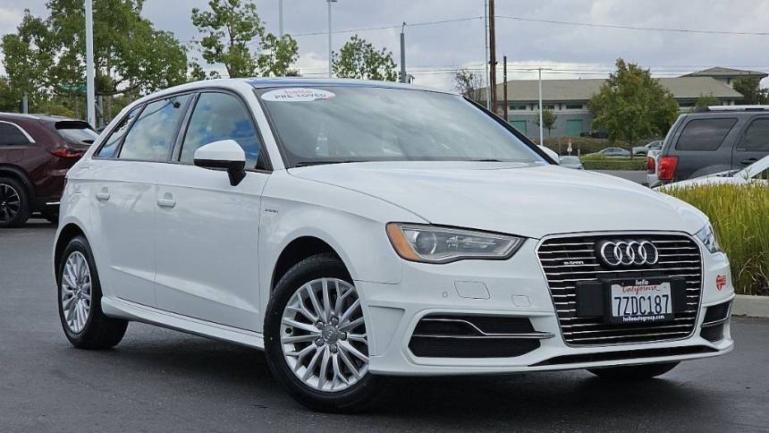 2016 Audi A3 Sportback e-tron WAUVPBFF2GA083571