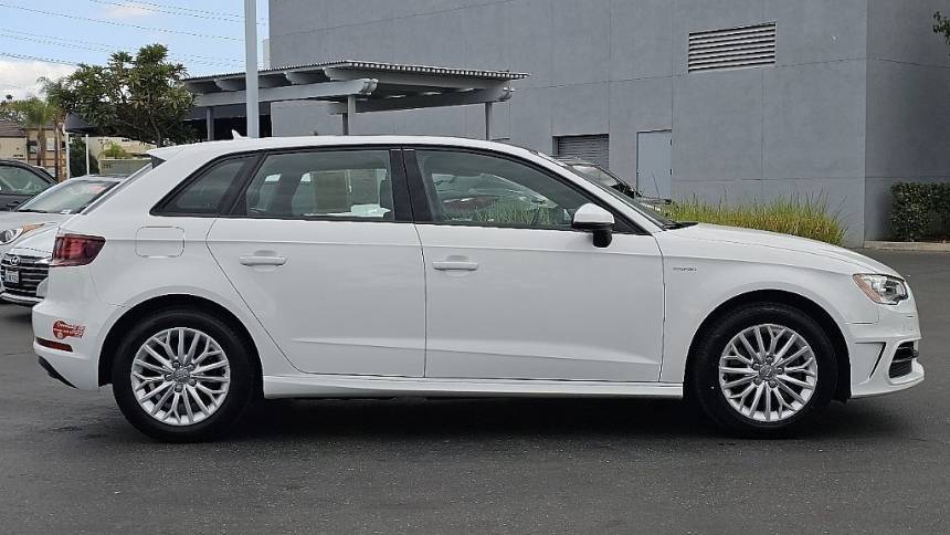 2016 Audi A3 Sportback e-tron WAUVPBFF2GA083571