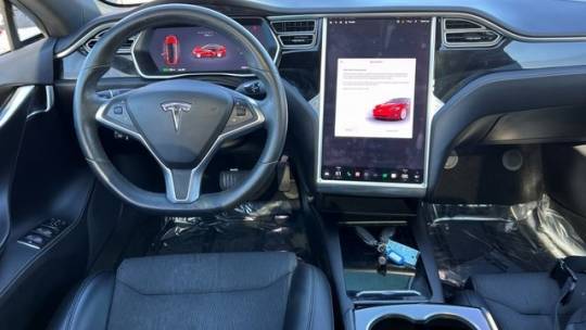 2017 Tesla Model S 5YJSA1E2XHF218028