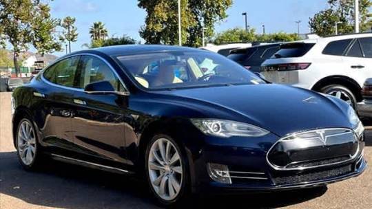 2014 Tesla Model S 5YJSA1S16EFP49783