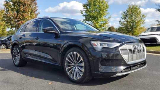 2019 Audi e-tron WA1VABGE3KB023256