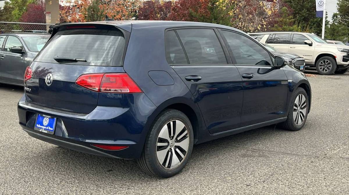 2016 Volkswagen e-Golf WVWKP7AU0GW913136