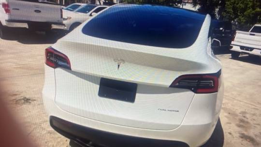 2020 Tesla Model Y 5YJYGDEE8LF047096