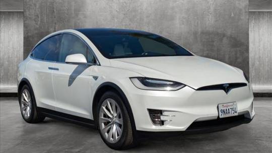 2016 Tesla Model X 5YJXCBE22GF005160