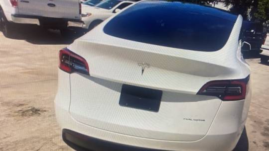 2020 Tesla Model Y 5YJYGDEE8LF047096