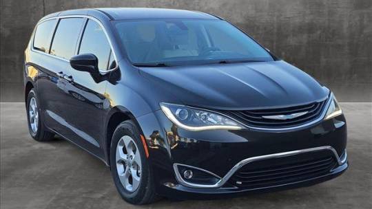 2018 Chrysler Pacifica Hybrid 2C4RC1H77JR126899