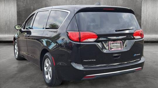 2018 Chrysler Pacifica Hybrid 2C4RC1H77JR126899