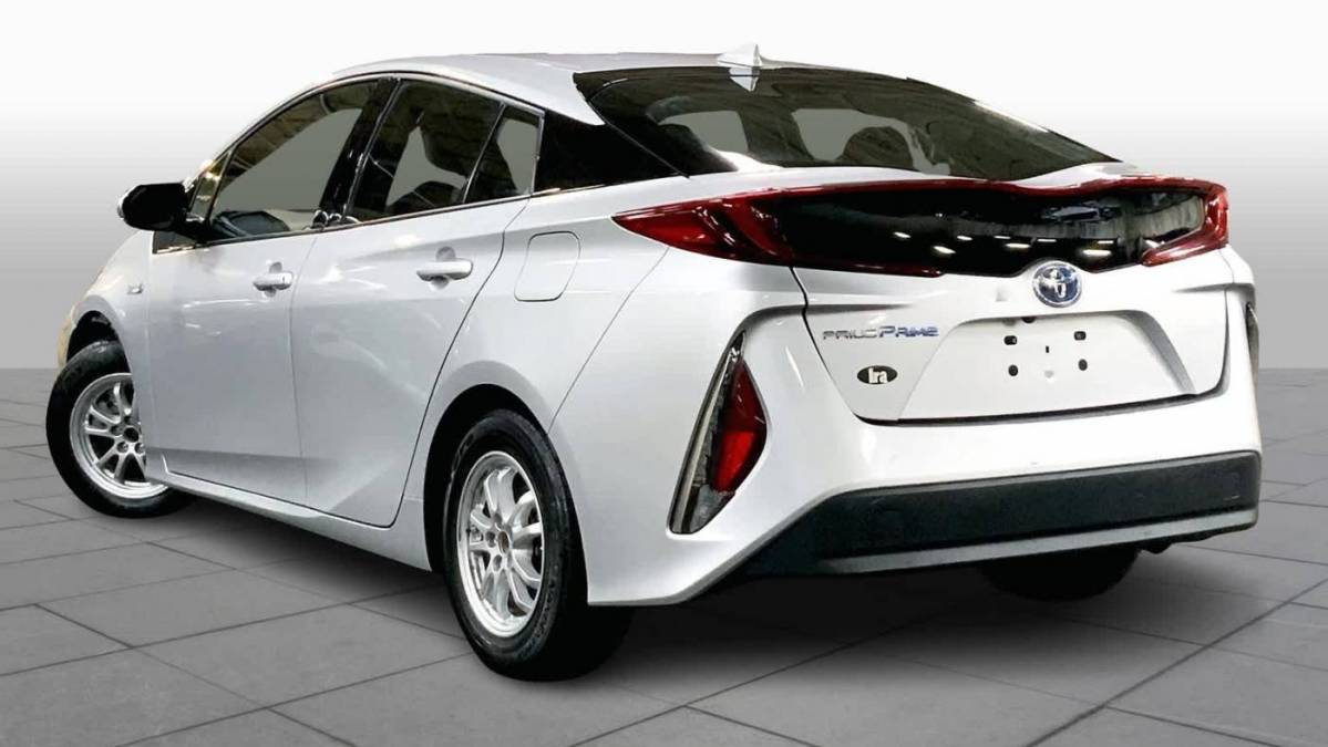 2018 Toyota Prius Prime JTDKARFPXJ3078932