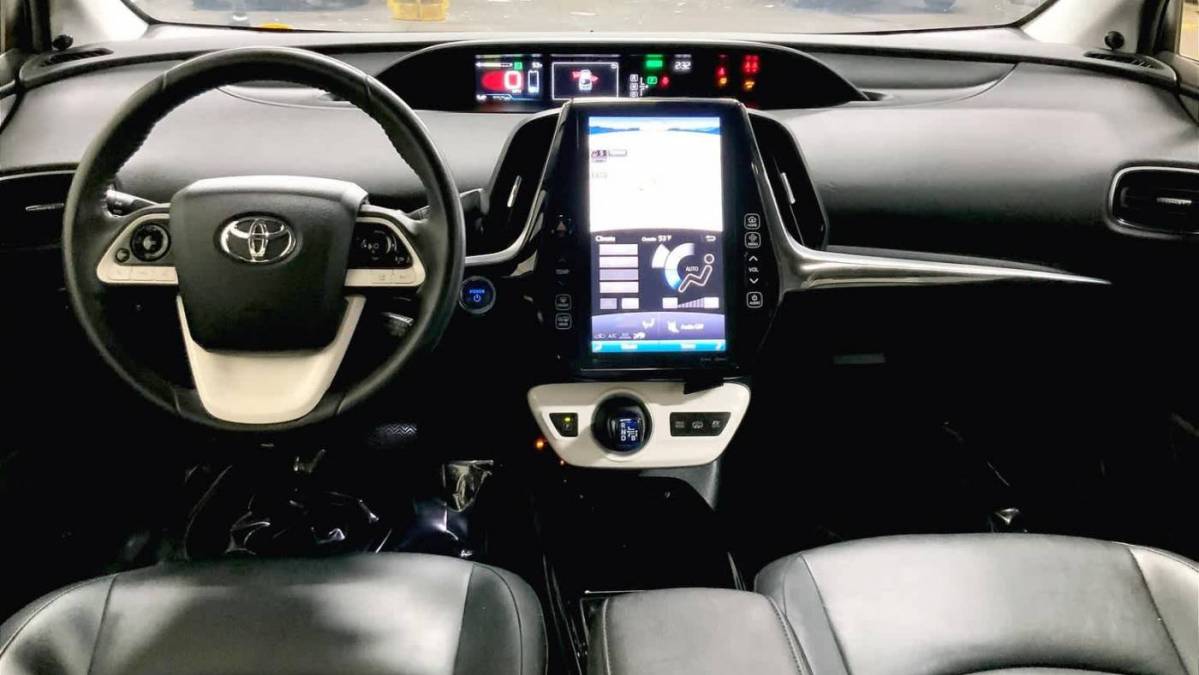 2018 Toyota Prius Prime JTDKARFPXJ3078932