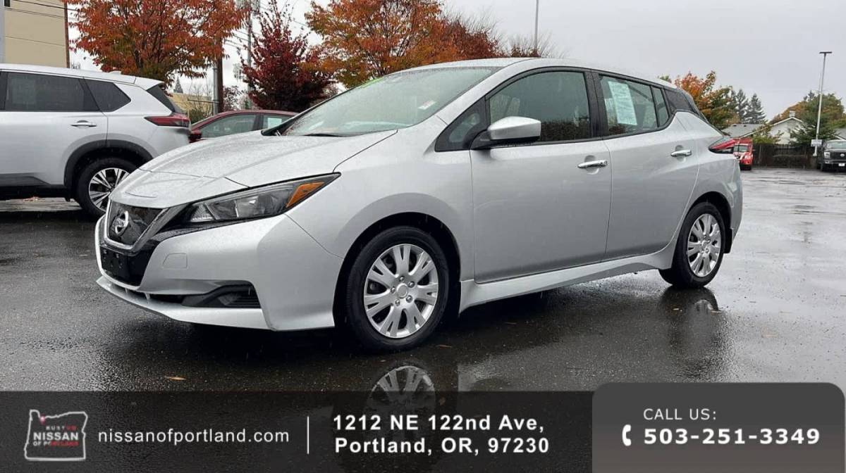 2021 Nissan LEAF 1N4AZ1BV6MC556980