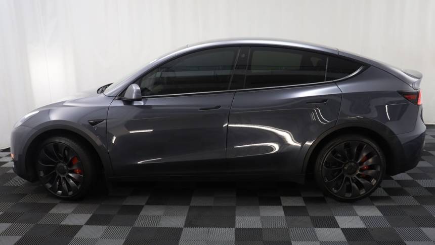 2021 Tesla Model Y 5YJYGDEE9MF244473