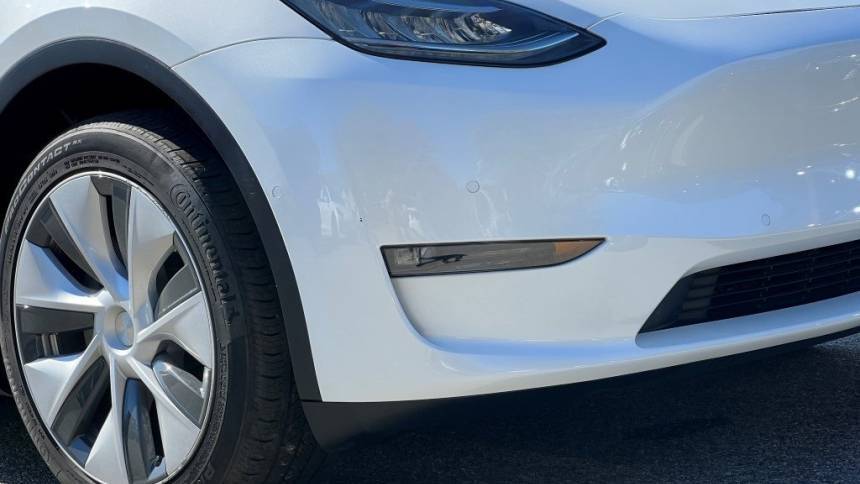 2021 Tesla Model Y 5YJYGDEE7MF301978