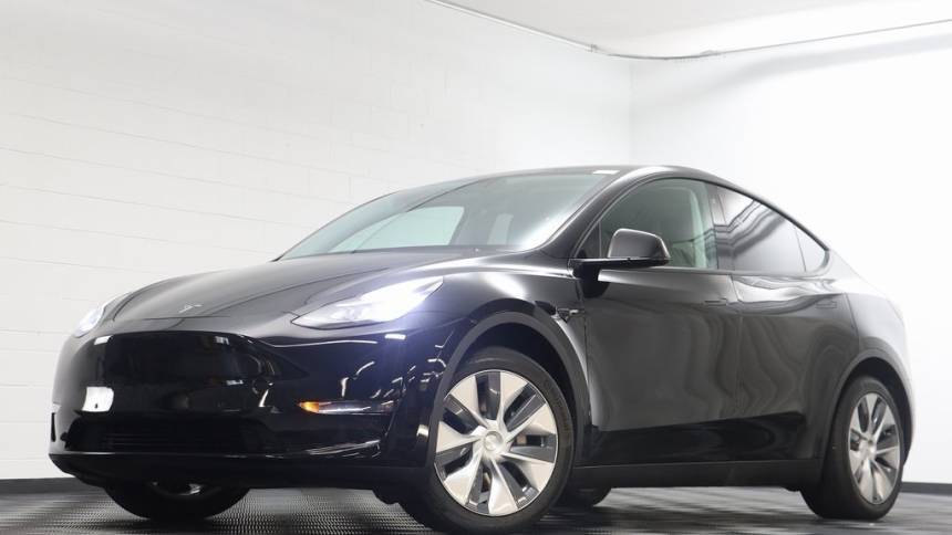 2020 Tesla Model Y 5YJYGDEE6LF050790