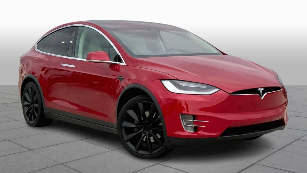 2018 Tesla Model X 5YJXCAE21JF129776