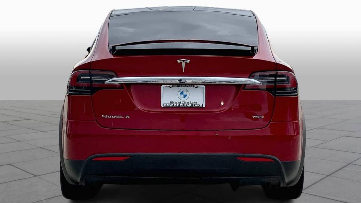 2018 Tesla Model X 5YJXCAE21JF129776