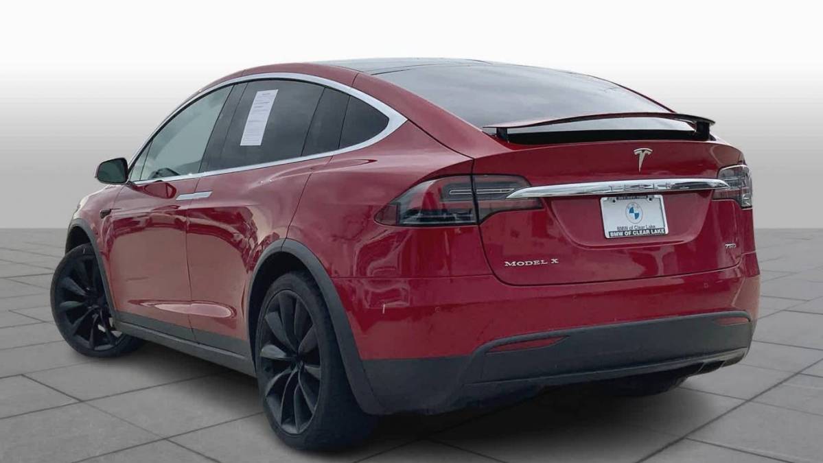 2018 Tesla Model X 5YJXCAE21JF129776