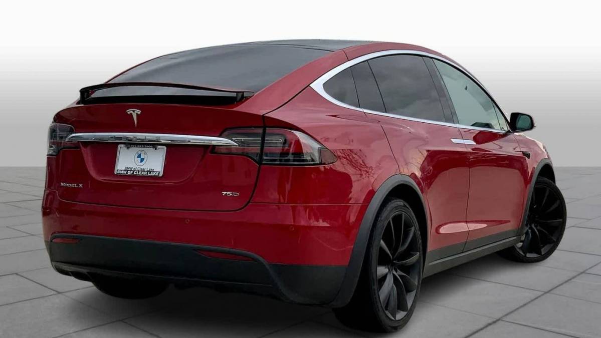 2018 Tesla Model X 5YJXCAE21JF129776