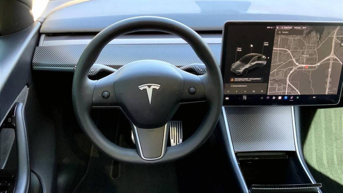 2020 Tesla Model Y 5YJYGDEE9LF029416