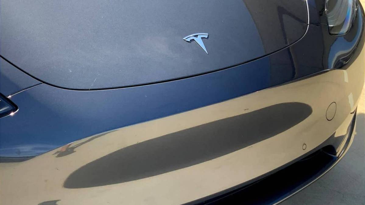 2020 Tesla Model Y 5YJYGDEE9LF029416