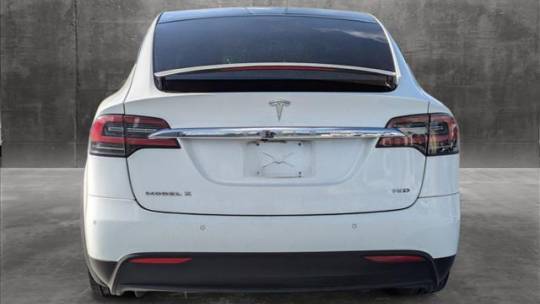 2017 Tesla Model X 5YJXCDE20HF048070