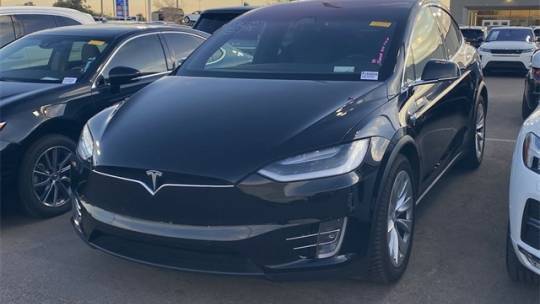 2018 Tesla Model X 5YJXCDE24JF102220